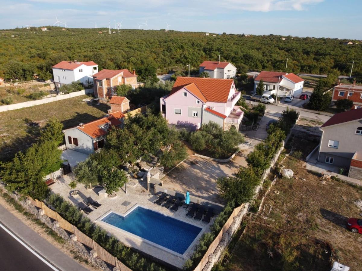 Villa Eagle *